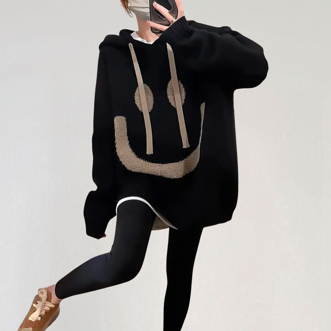 Oversized Smiley Face Hoodie | Trendy Graphic Streetwear Pullover for Women